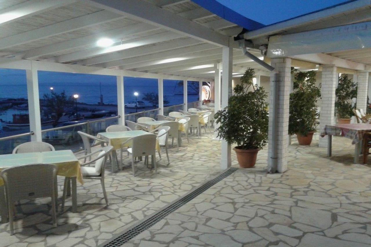 Golden Sunset Hotel Mpoukaris Exterior foto