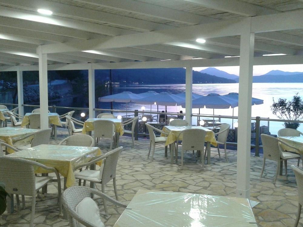 Golden Sunset Hotel Mpoukaris Exterior foto