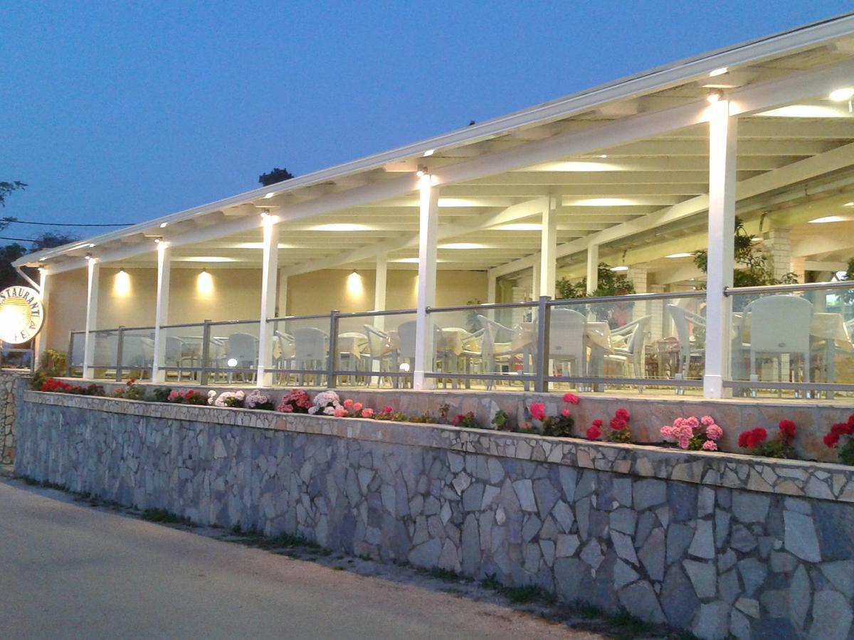 Golden Sunset Hotel Mpoukaris Exterior foto
