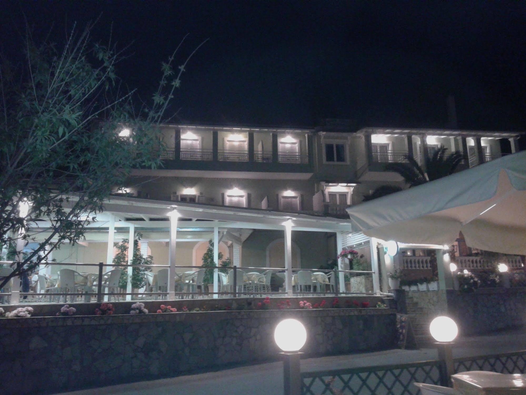 Golden Sunset Hotel Mpoukaris Exterior foto
